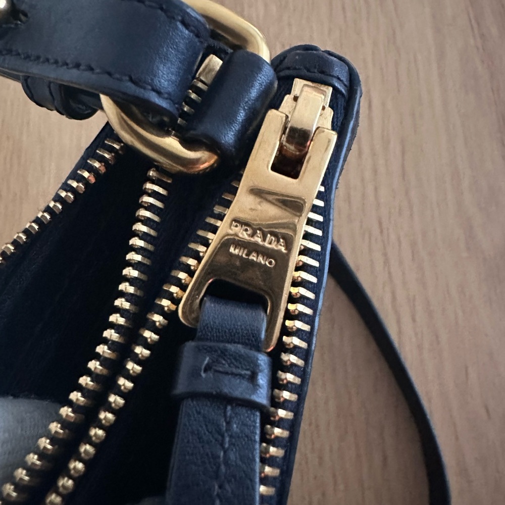 Prada Tessuto Nylon Soft Calf Double Zip crossbody bag - Picture 12 of 16
